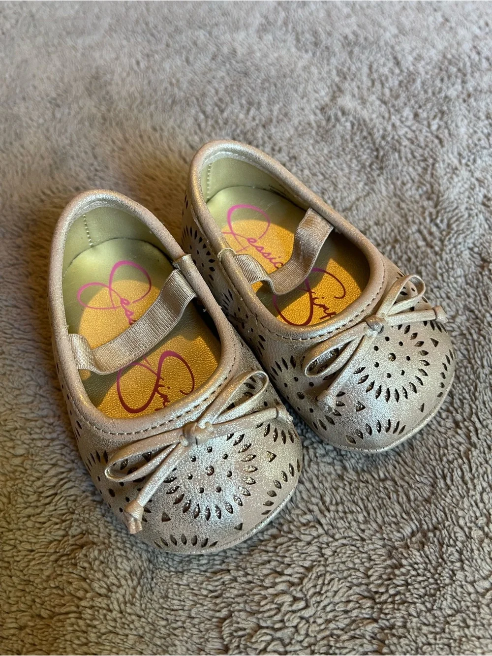 Jessica Simpson Metallic Gold Girls' Laser-Cut Mary Jane Shoes